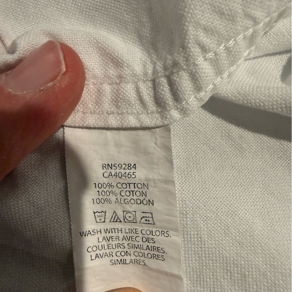 White beachy Short-Sleeve Button-Up Shirt - Picture 3 of 3